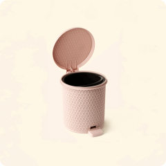 Контейнери та урни