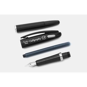 Ручка пір'яна для каліграфії 1.4 мм, чорний PENTEL TRC1-14A - Фото 2