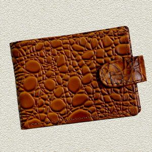 Визитница карманная 7.5 х 11.5 см 20 визиток натуральная кожа Крокодил Foliant EG294