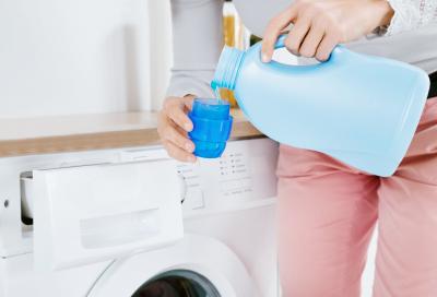 Як користуватися рідким засобом для прання?