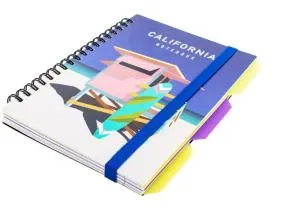 Блокнот California OPTIMA B6 пластиковая обкл спираль с разделителями 100 л клетка O20358-17, Блокноты - фото 1