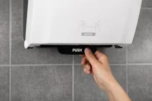 Тримач KATRIN System автоматичний для рушників у рулонах 82094, Тримачі для рушників (Диспенсери) - фото 4