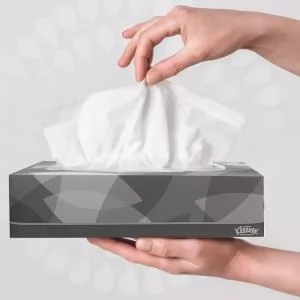 Серветки косметичні Kimberly-Clark Kleenex 8835 стандарт 2 шари 100 шт білі - Фото 1