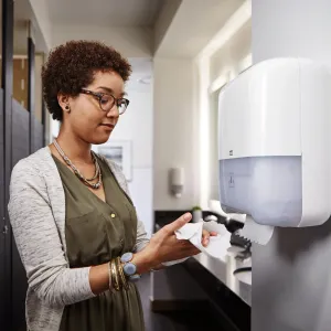 Держатель Tork автоматический пластиковый 551000, Держатели для полотенец (Диспенсеры) - фото 17