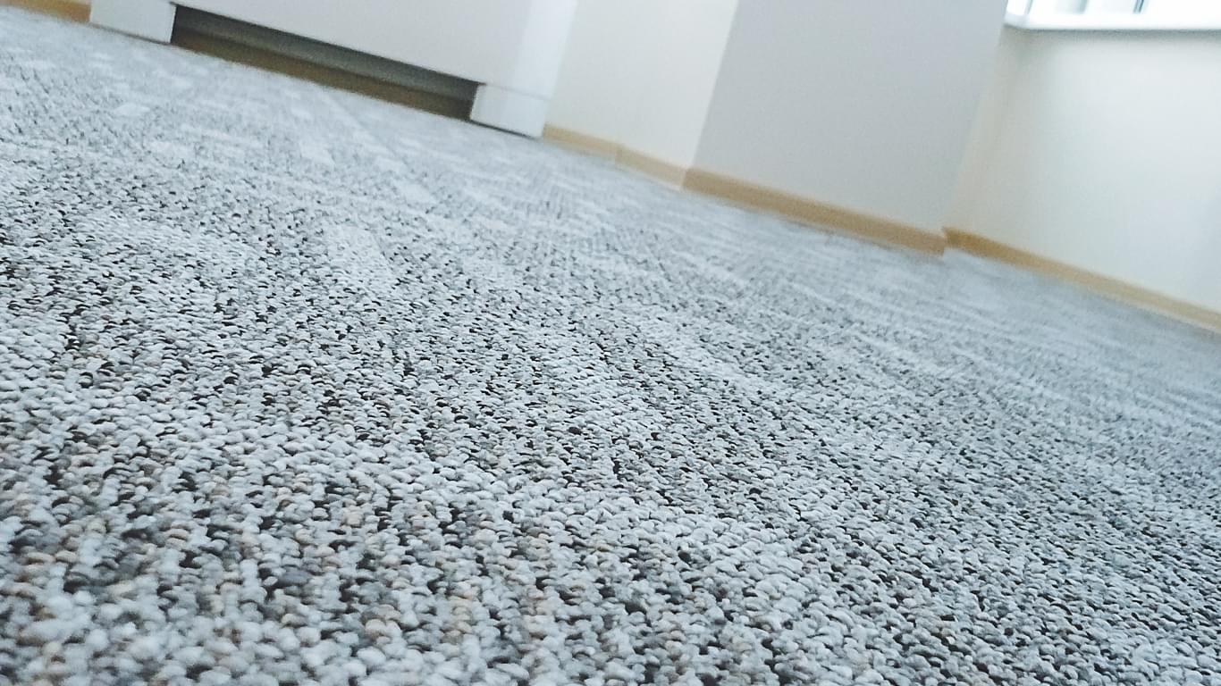 укладка ковролина